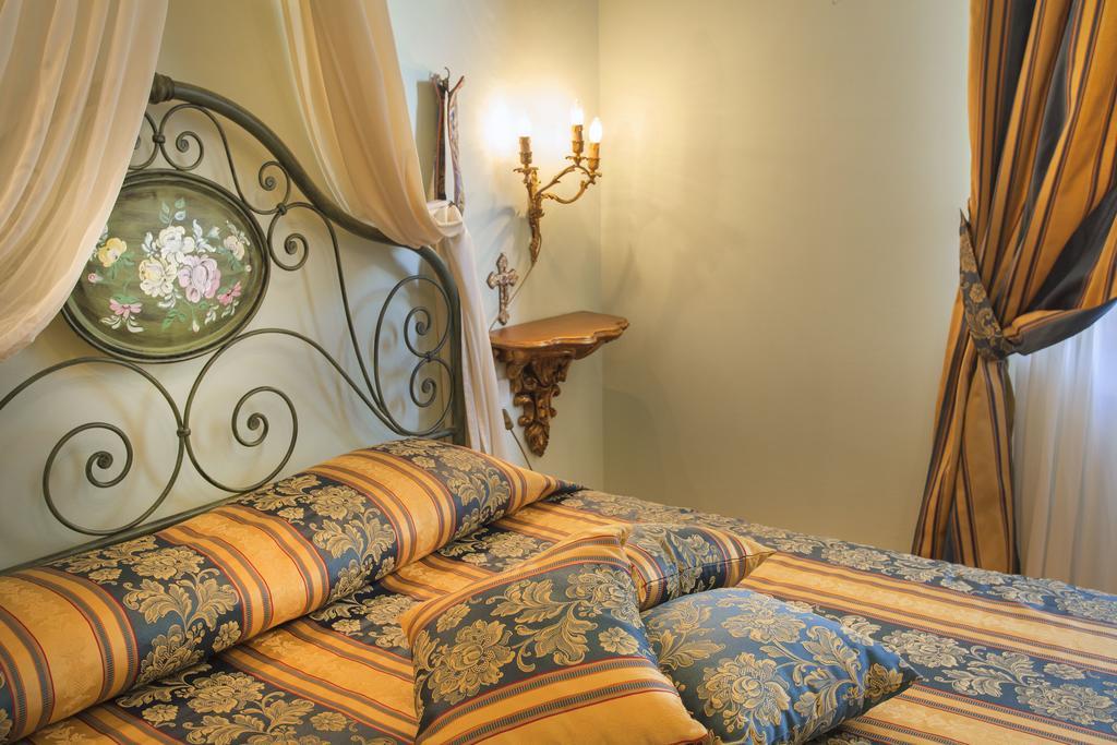 Villa San Biagio Cortona Kamer foto