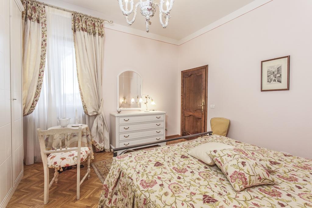 Villa San Biagio Cortona Kamer foto